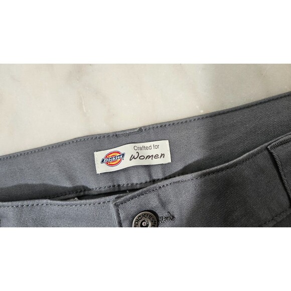 Dickies Black Classic Fit Pockets Button & Zipper Women's Shorts Size 14 - Picture 4 of 7